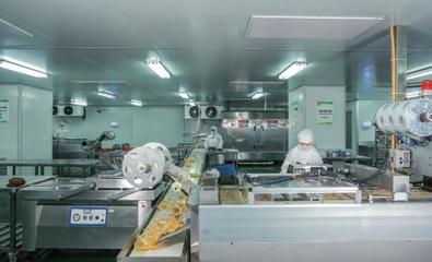 牛家人大碗牛肉面 單店日入破兩萬的秘訣與“衣服”背后的經營哲學